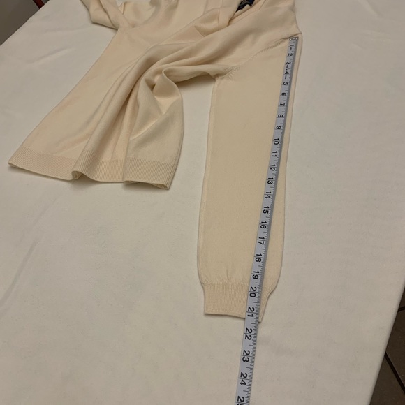 Brooks Brothers extra fine Italian merino sweater vanilla size M - Picture 9 of 11